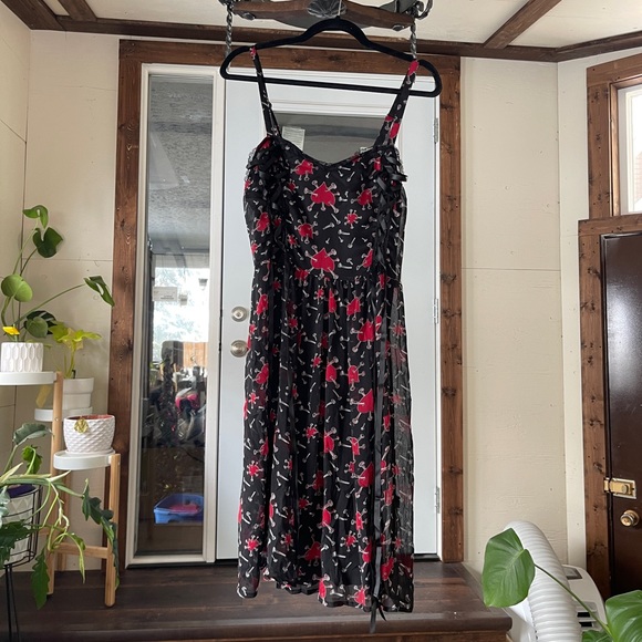 NWT Torrid Tripp Heart Nail Dress Size 0 - Picture 1 of 5